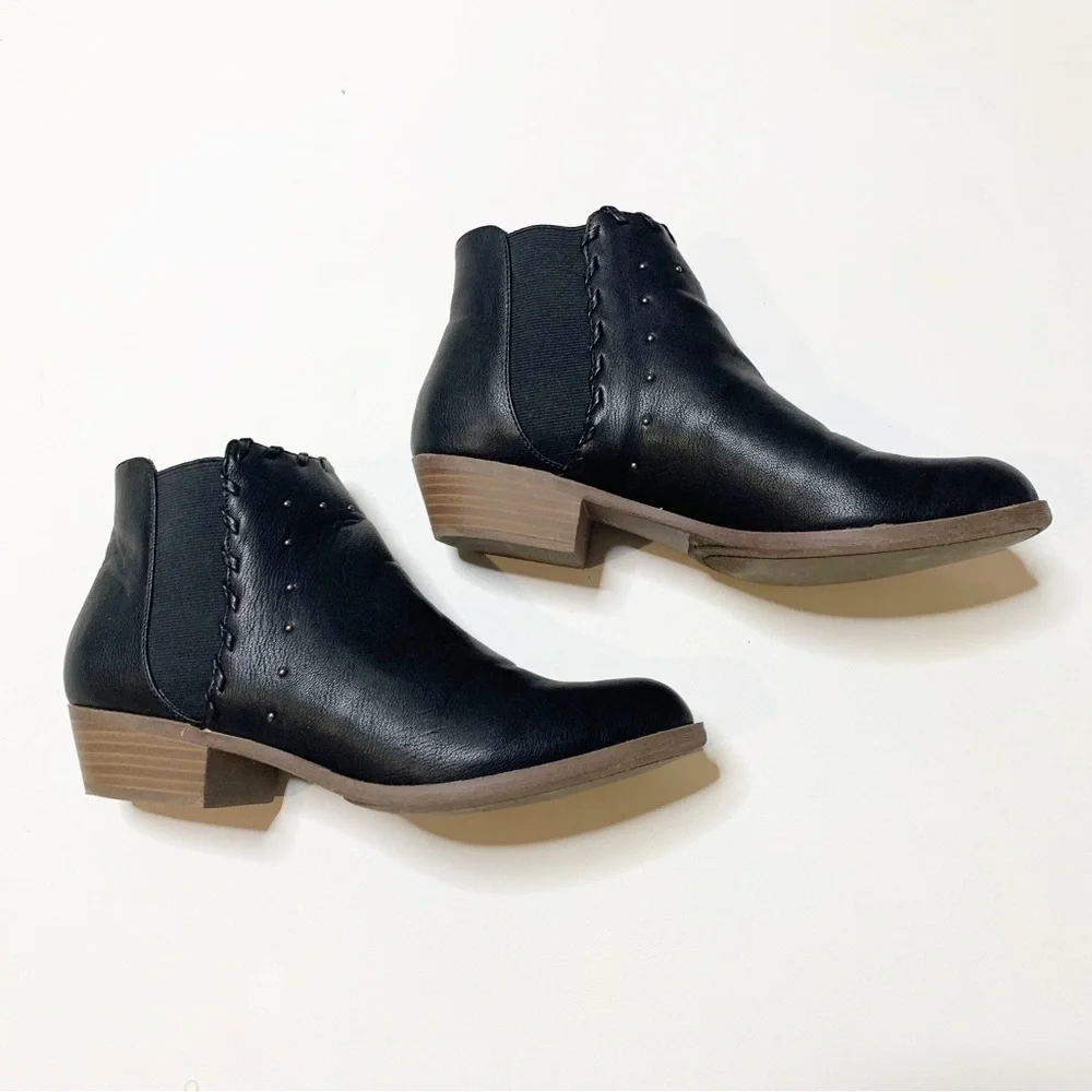 Report Black booties Size 10
